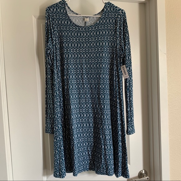 Long sleeve dress - Picture 2 of 6